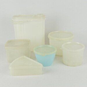 Tupperware Vintage 12 Piece Food Storage Container Set